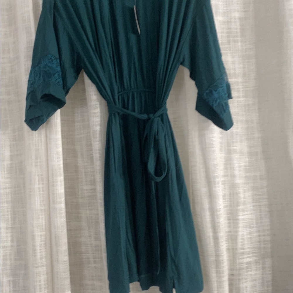 Soma teal robe